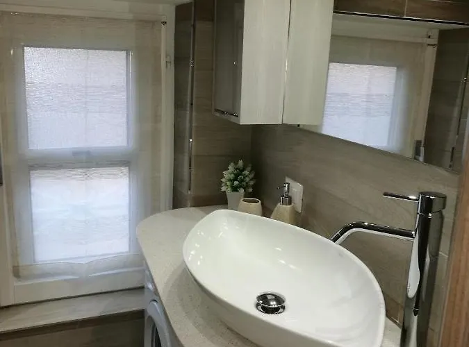 Acquamarina * Αλγκέρο